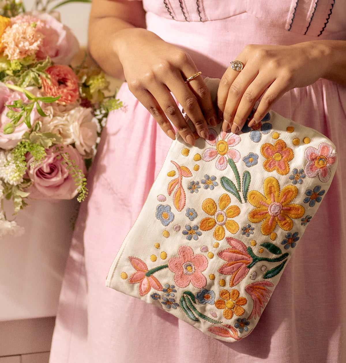 Flower Power Velvet Everyday Pouch -Cream/Cotton