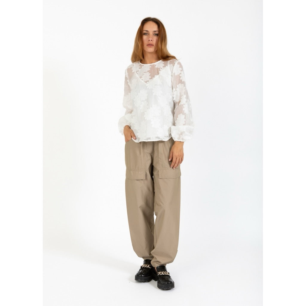 Blouse with Balloon Sleeves
