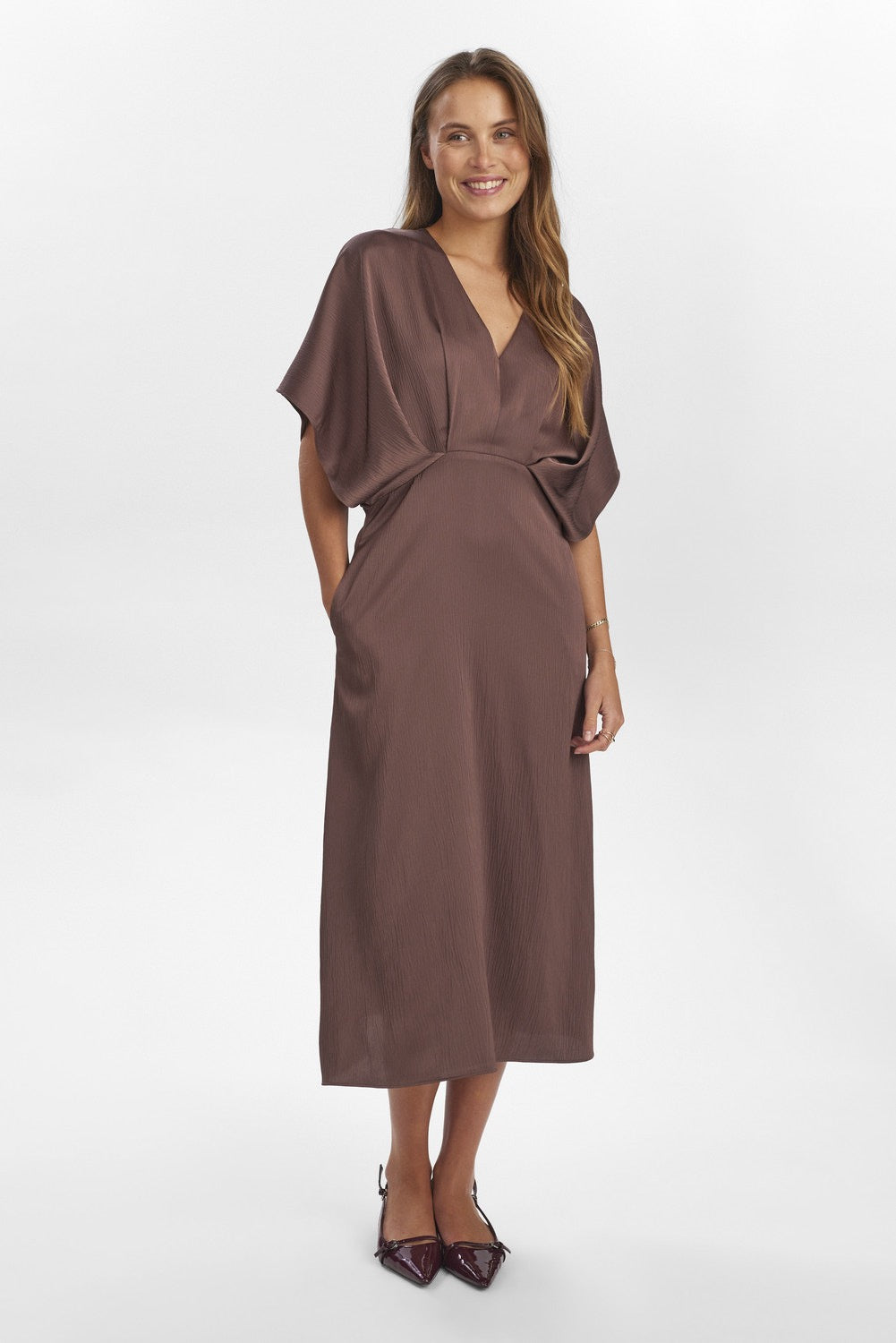 NUIVORY DRESS