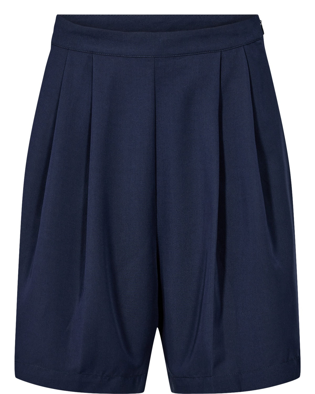 NUSUMMER SHORTS