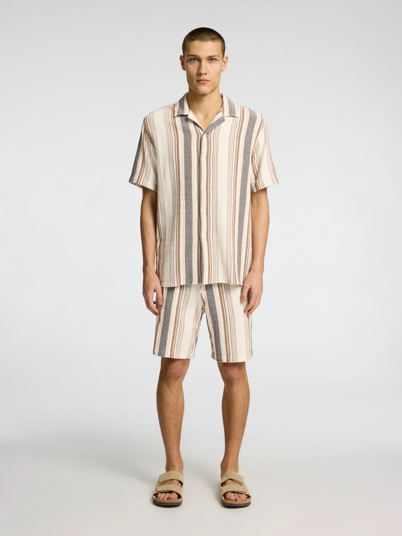 SLHREGSAL SHORTS
