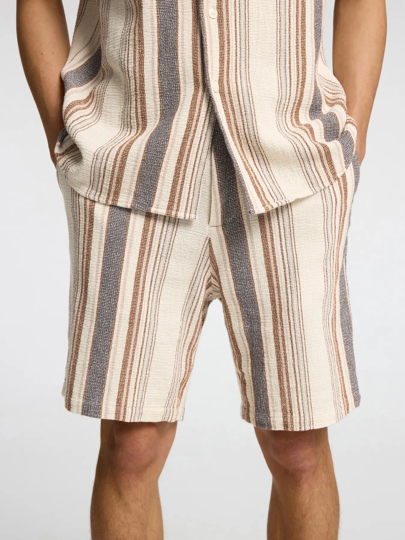 SLHREGSAL SHORTS