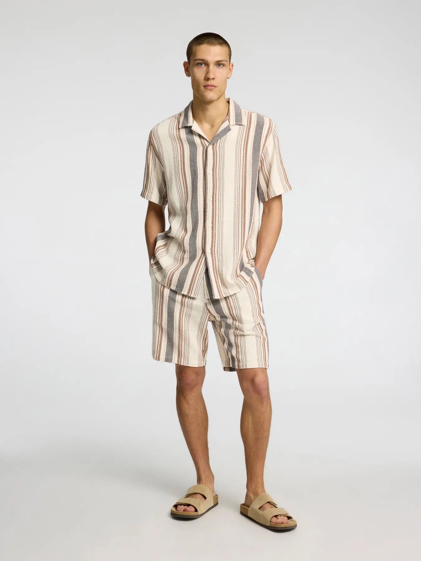 SLHREGSAL SHORTS