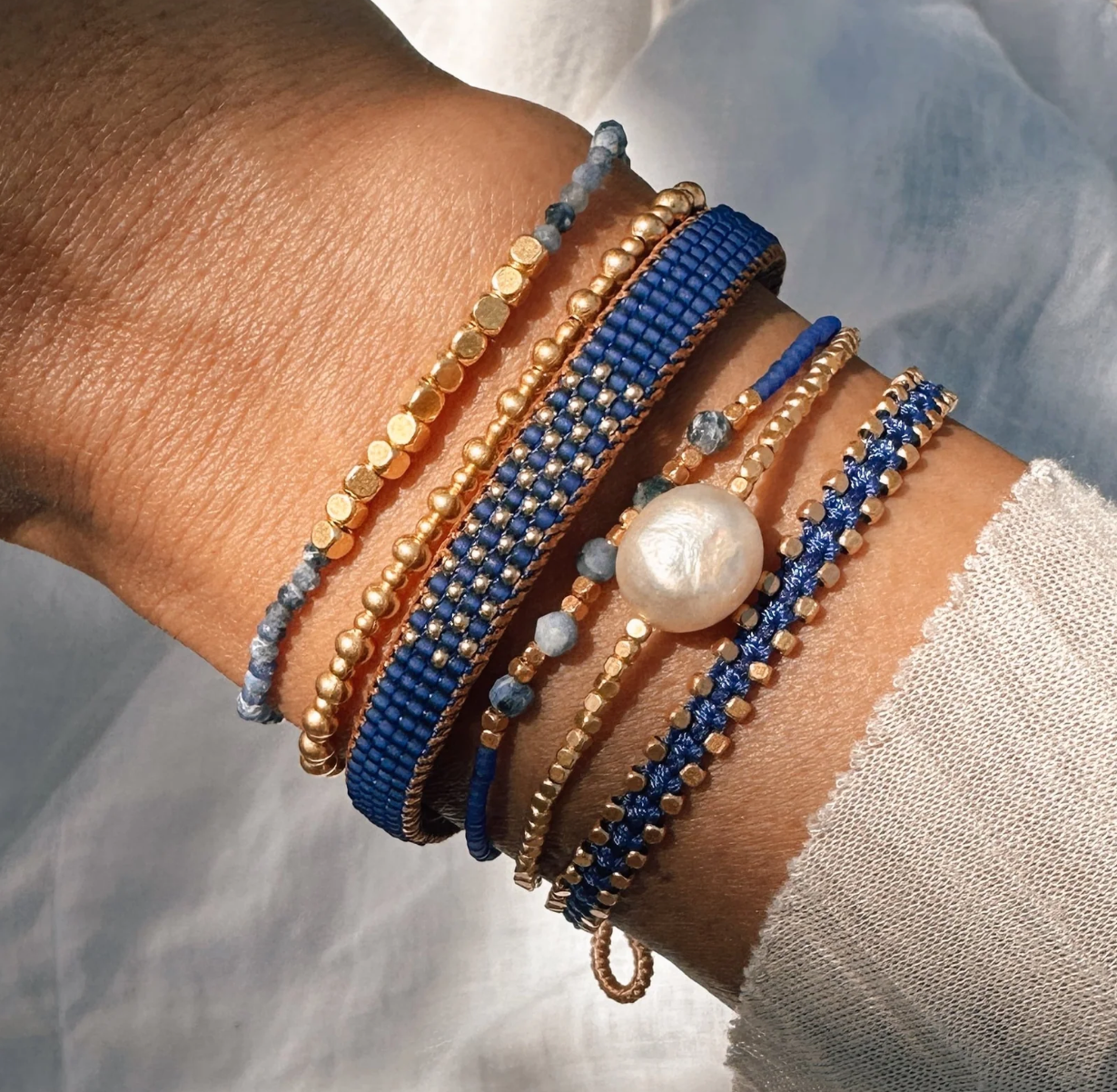 PE 03 Peggy Queen Pearl Bracelet - Gold