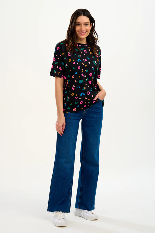 Kinsley T-Shirt - Black, Leopard