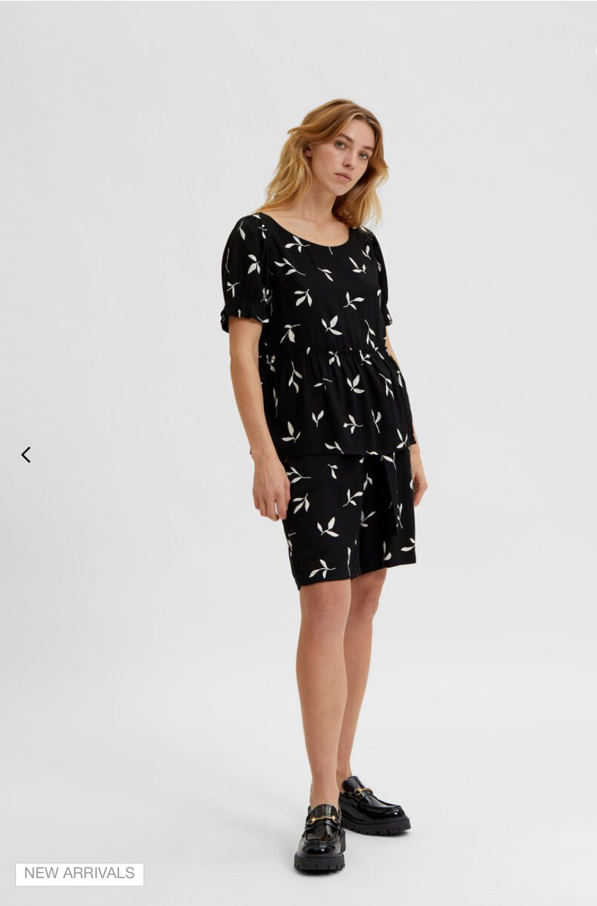 Black Printed High Waist Shorts