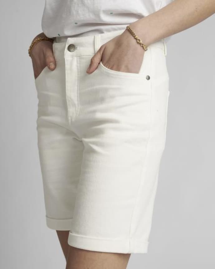 Florida White shorts