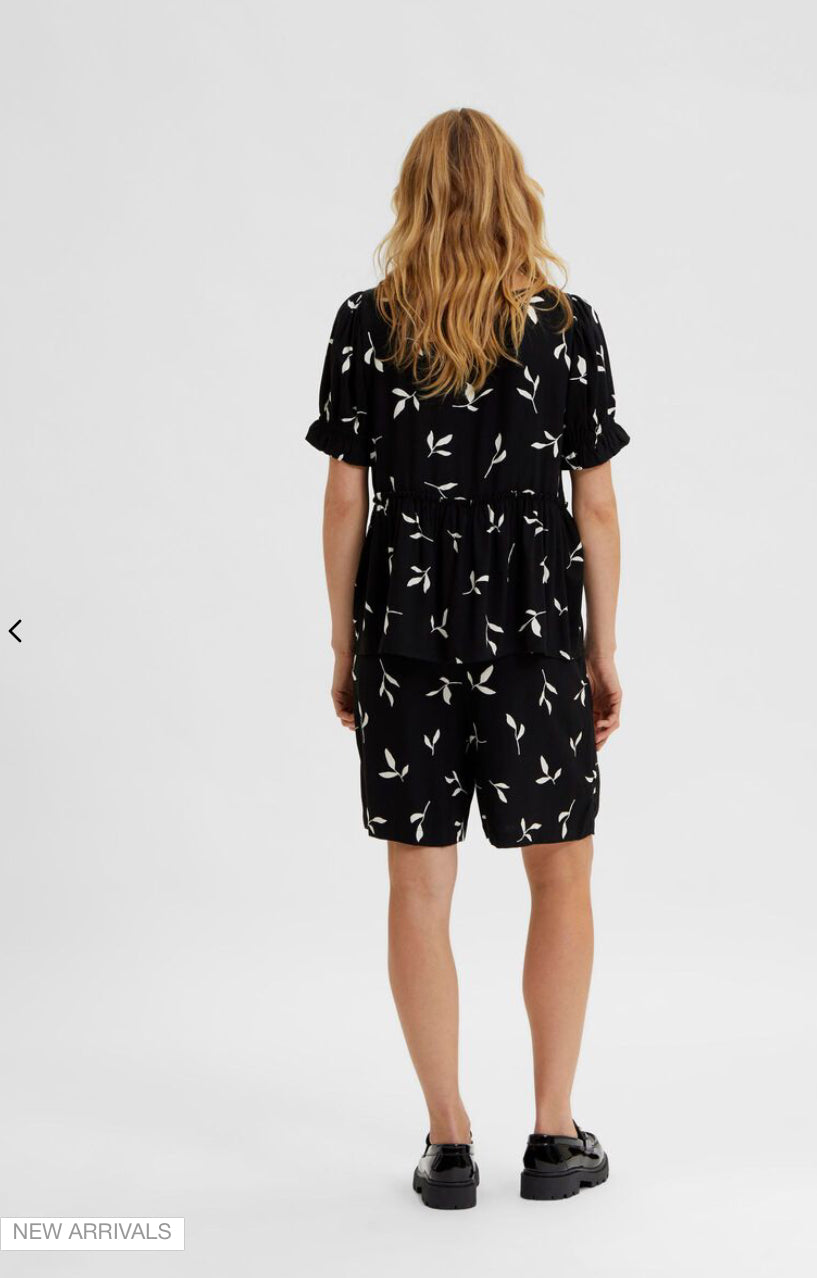 Black Printed High Waist Shorts