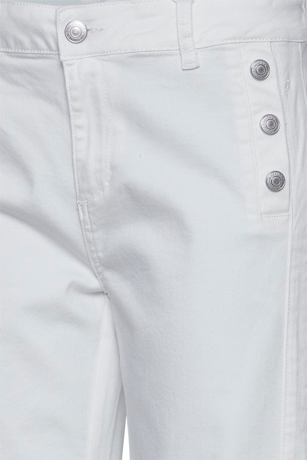 Casual Shorts - Blanc De Blanc