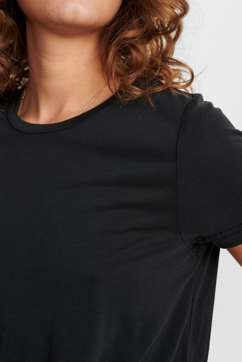 Nudoretta T-Shirt - Caviar