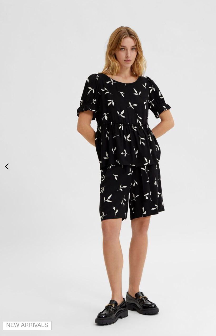 Black Printed High Waist Shorts