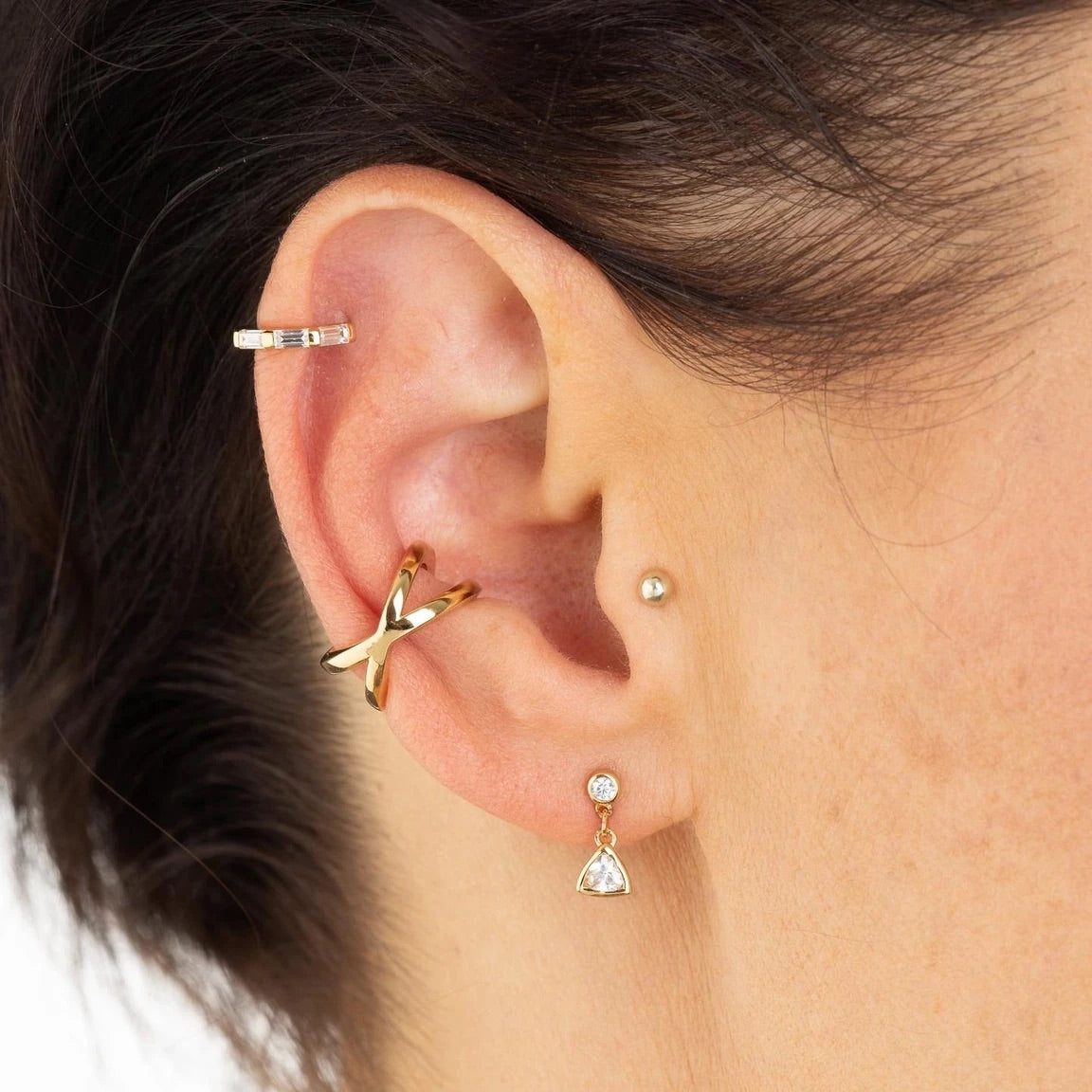 Cross over ear cuff - gold plated