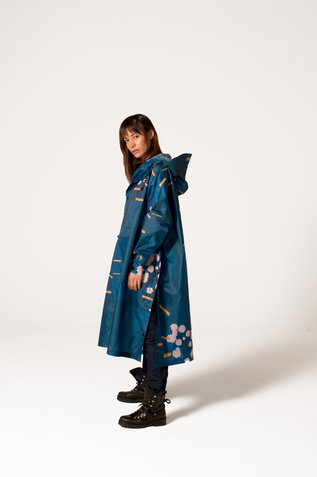 Japanese Blossom Adult Poncho