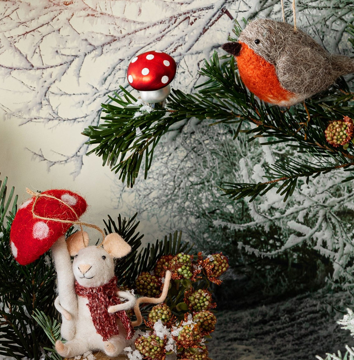 Mouse With Mushroom Felt Decoration