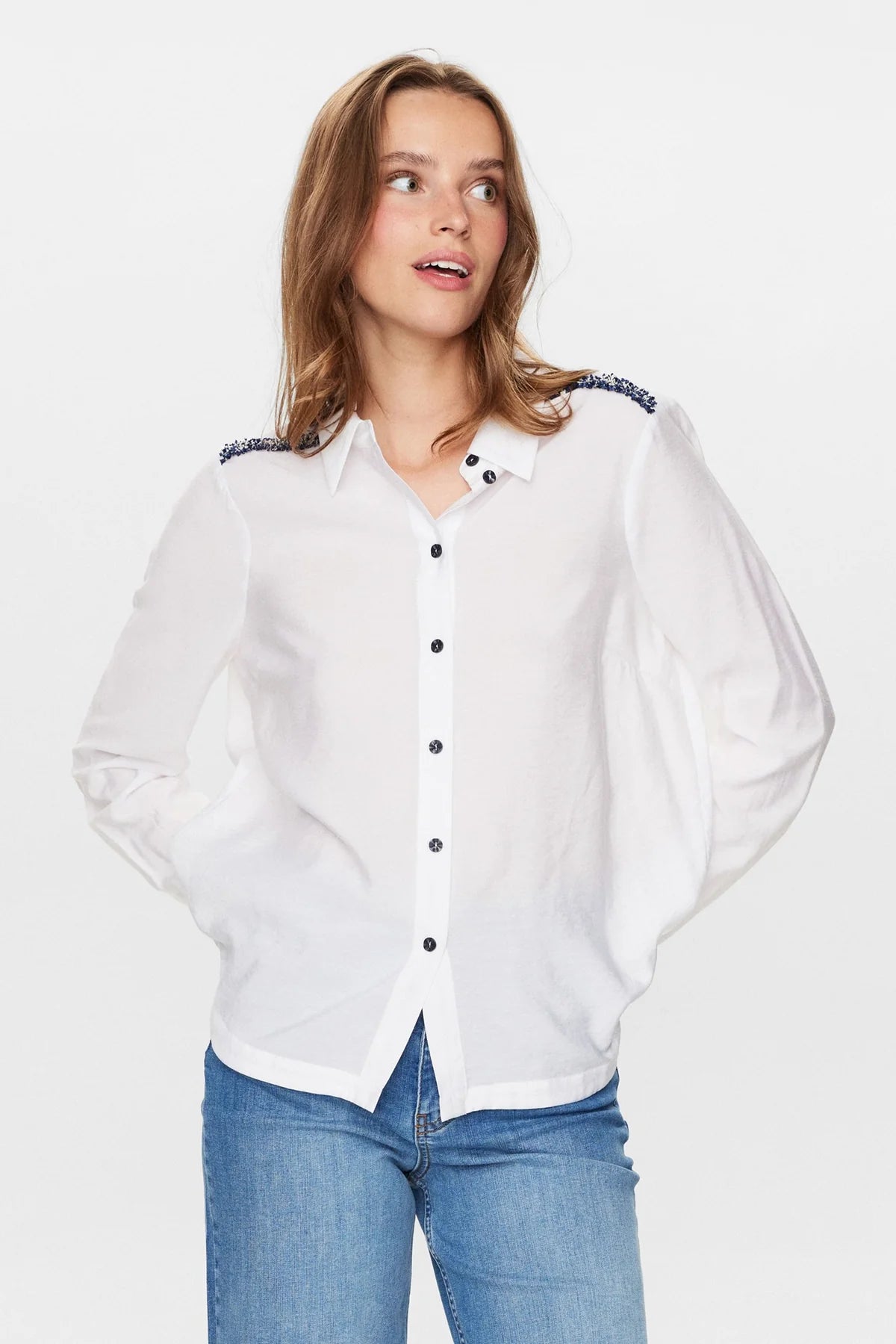 NUIVANA SHIRT - Bright White