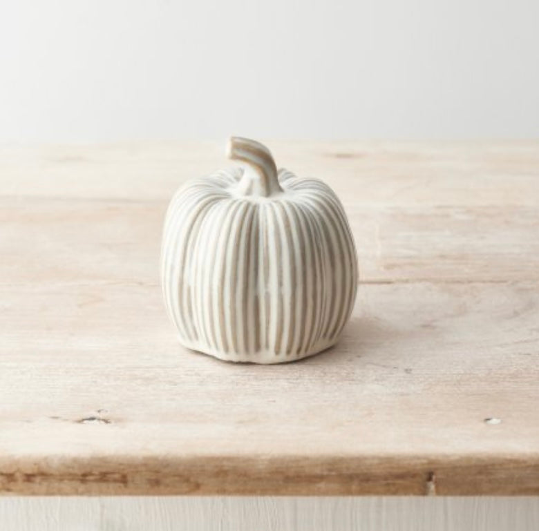 Cream Ceramic Pumpkin 9.5cm