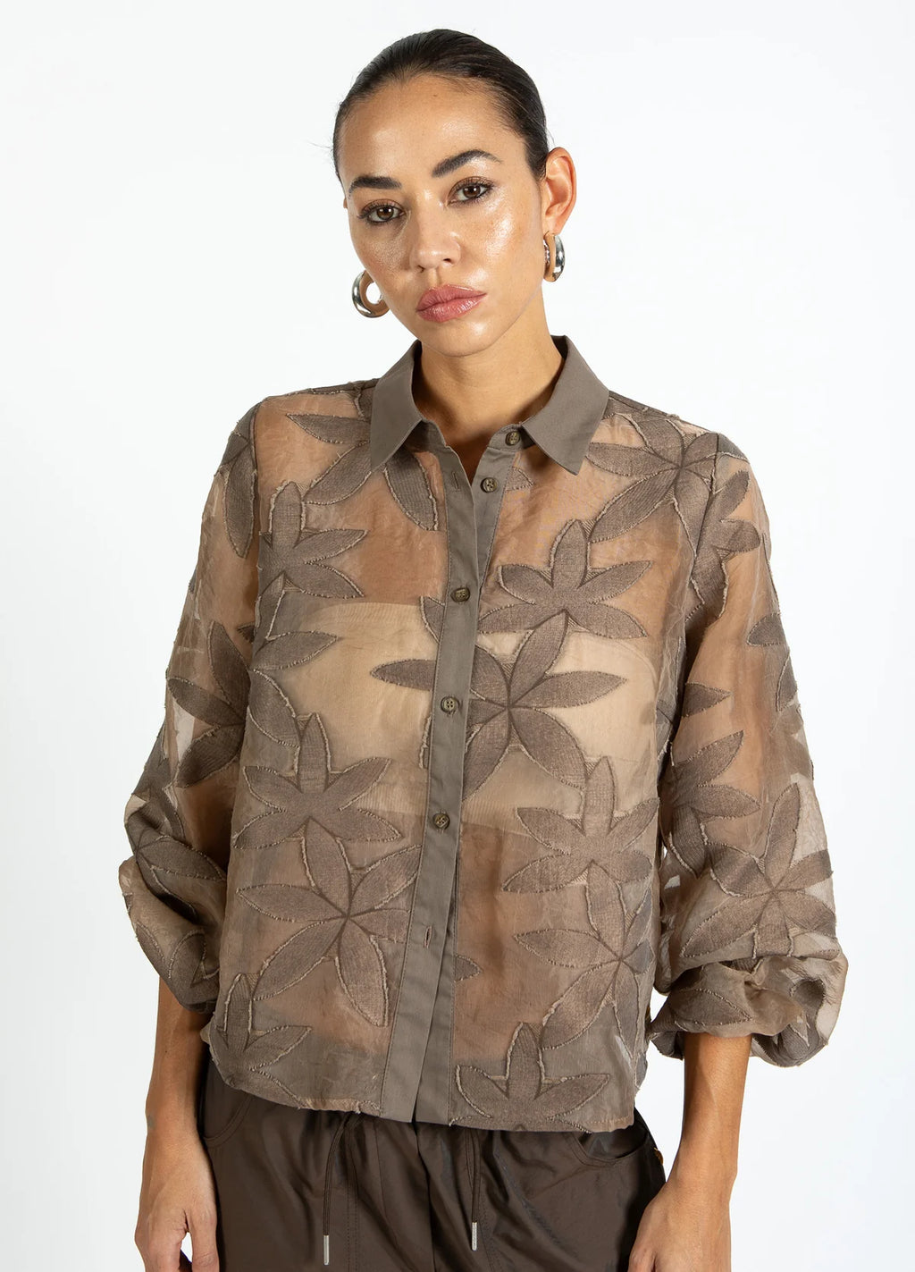 FLOWER STRUCTURE SHIRT - TAUPE SAND