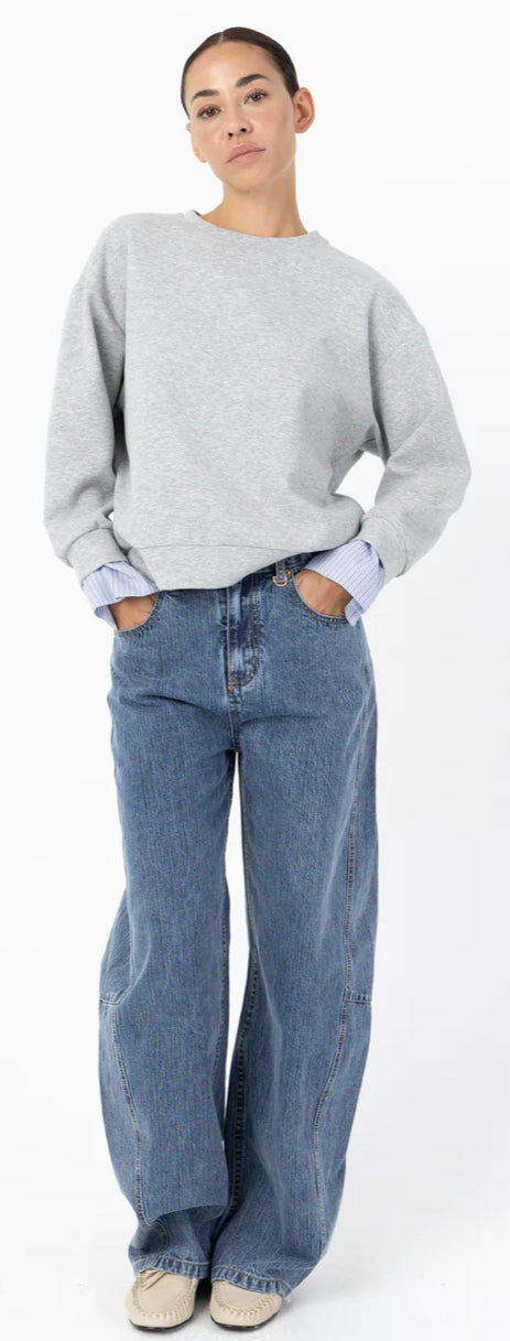 SWEATSHIRT WITH SLEEVE DETAIL