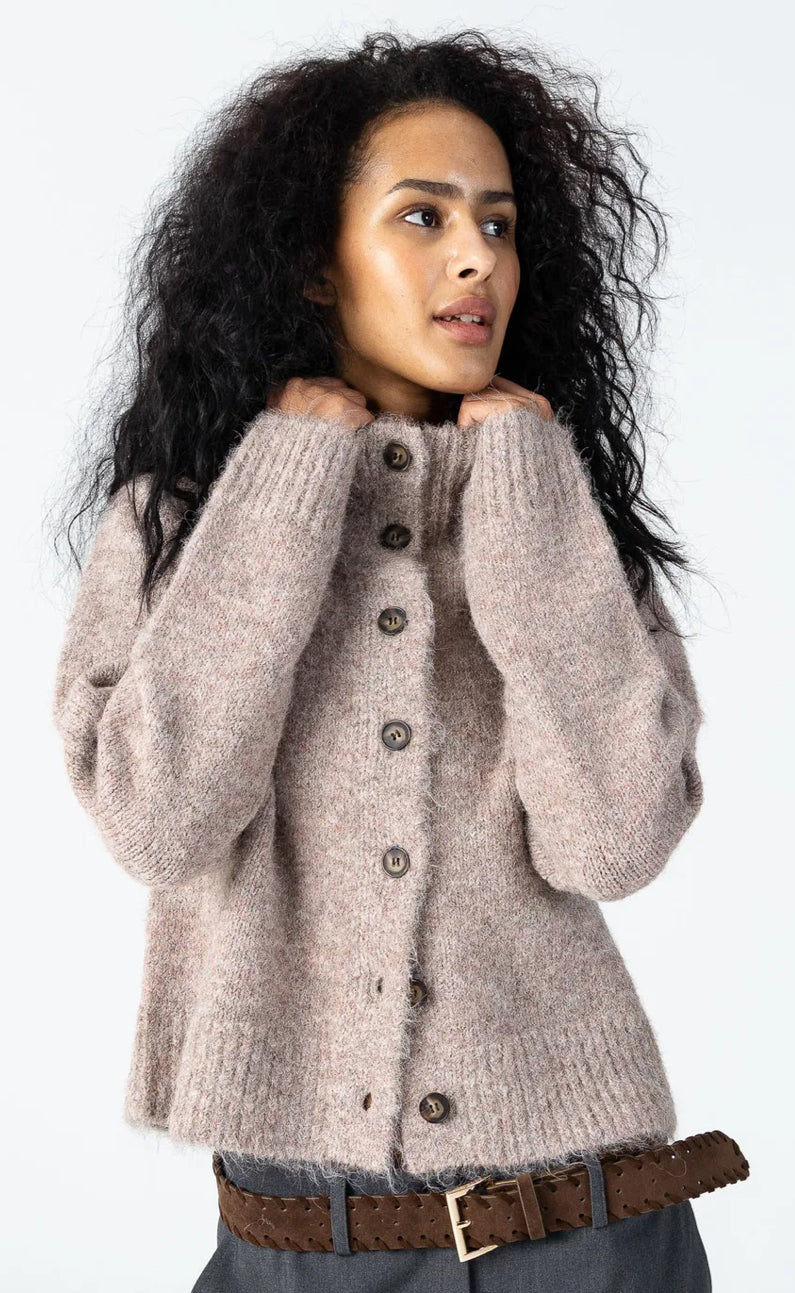 KNIT CARDIGAN