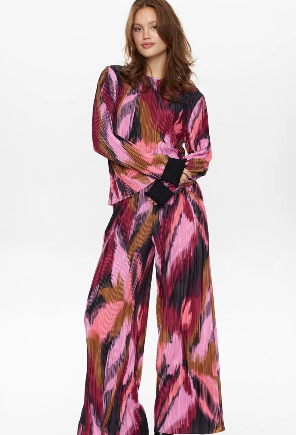 NULEAVY BLOUSE - Beet Red