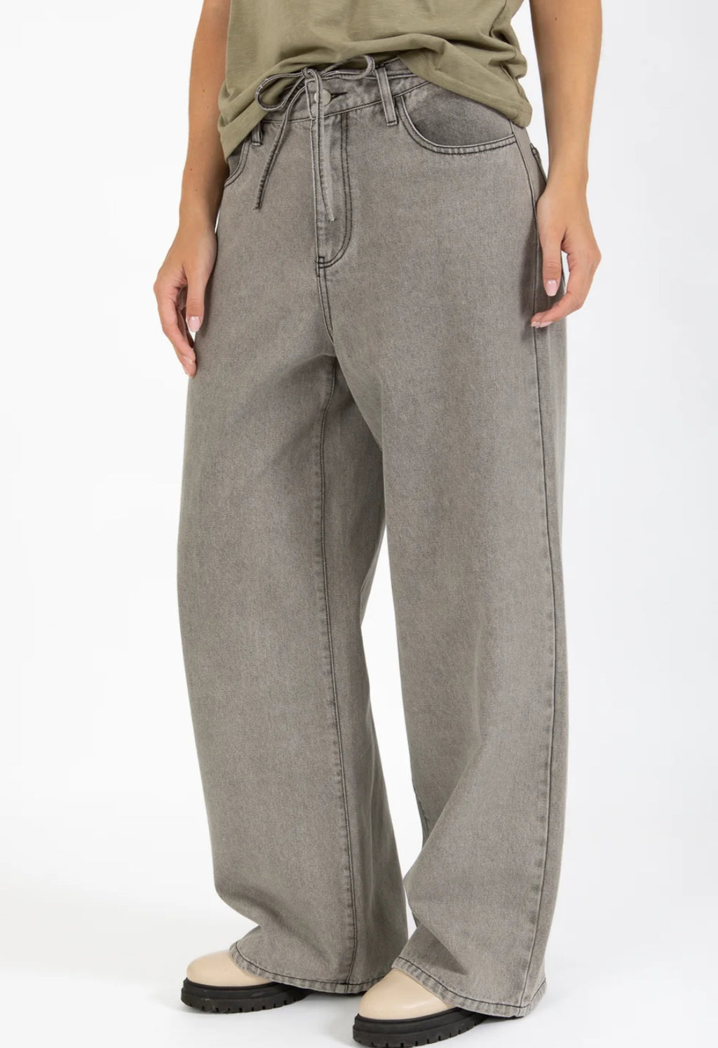 QUINN LOOSE DENIM PANTS