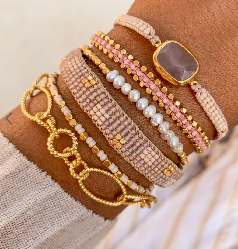 Classy Gold Bracelet