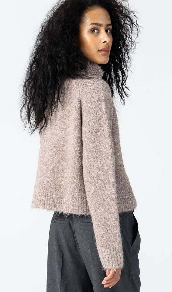 KNIT CARDIGAN