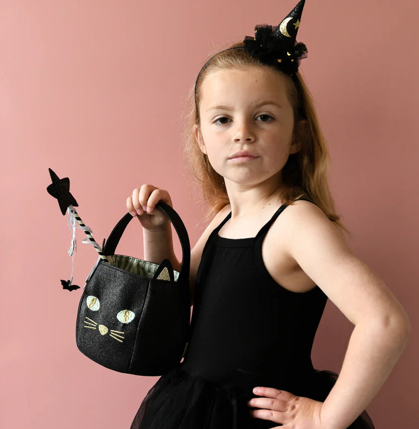 Black Cat Bucket Bag
