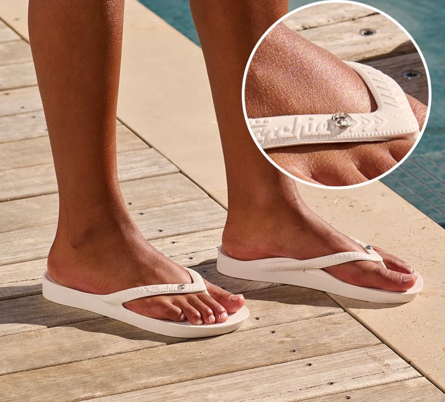 ARCHIES ARCH SUPPORT FLIP FLOPS - CRYSTAL WHITE
