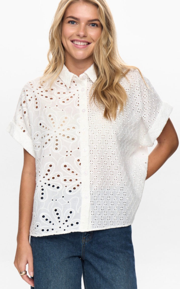 Nupalma Sleeveless Shirt