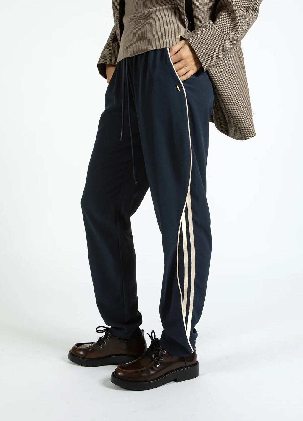 RELAXED SPORTY PANT - NAVY