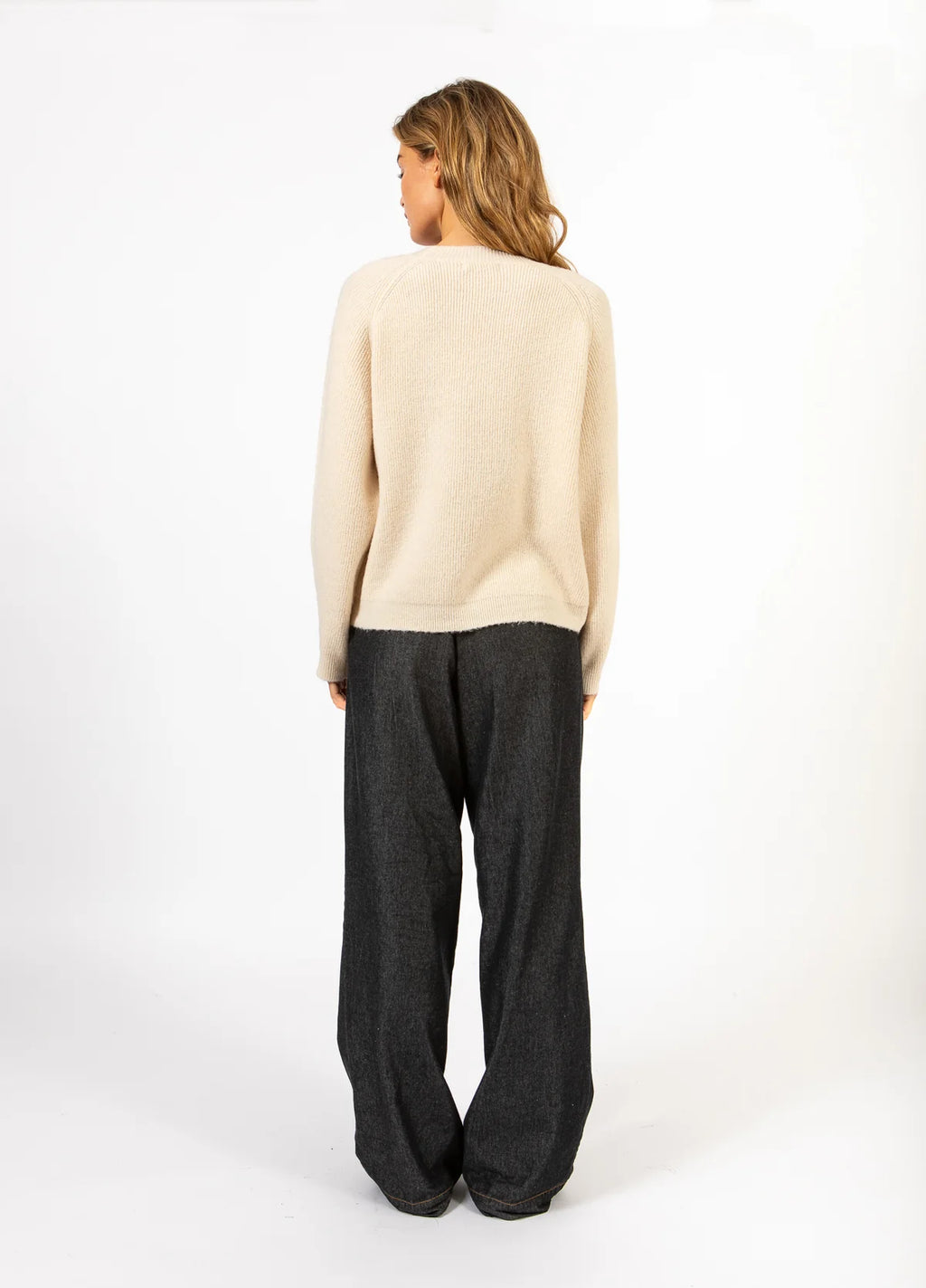 EMMA O-NECK SWEATER - CREAM