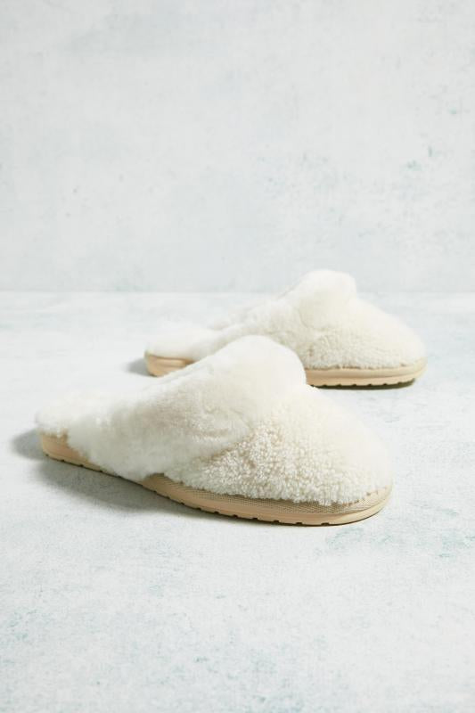 Jolie Teddy Women's Sheepskin Slipper - Natural