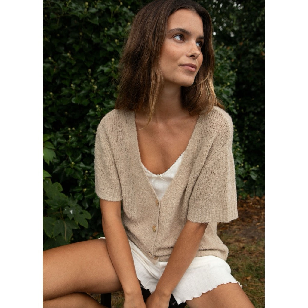 ROSELYNN V-NECK CARDIGAN
