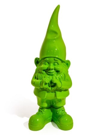 MEDIUM HEART HANDS GNOME FIGURE