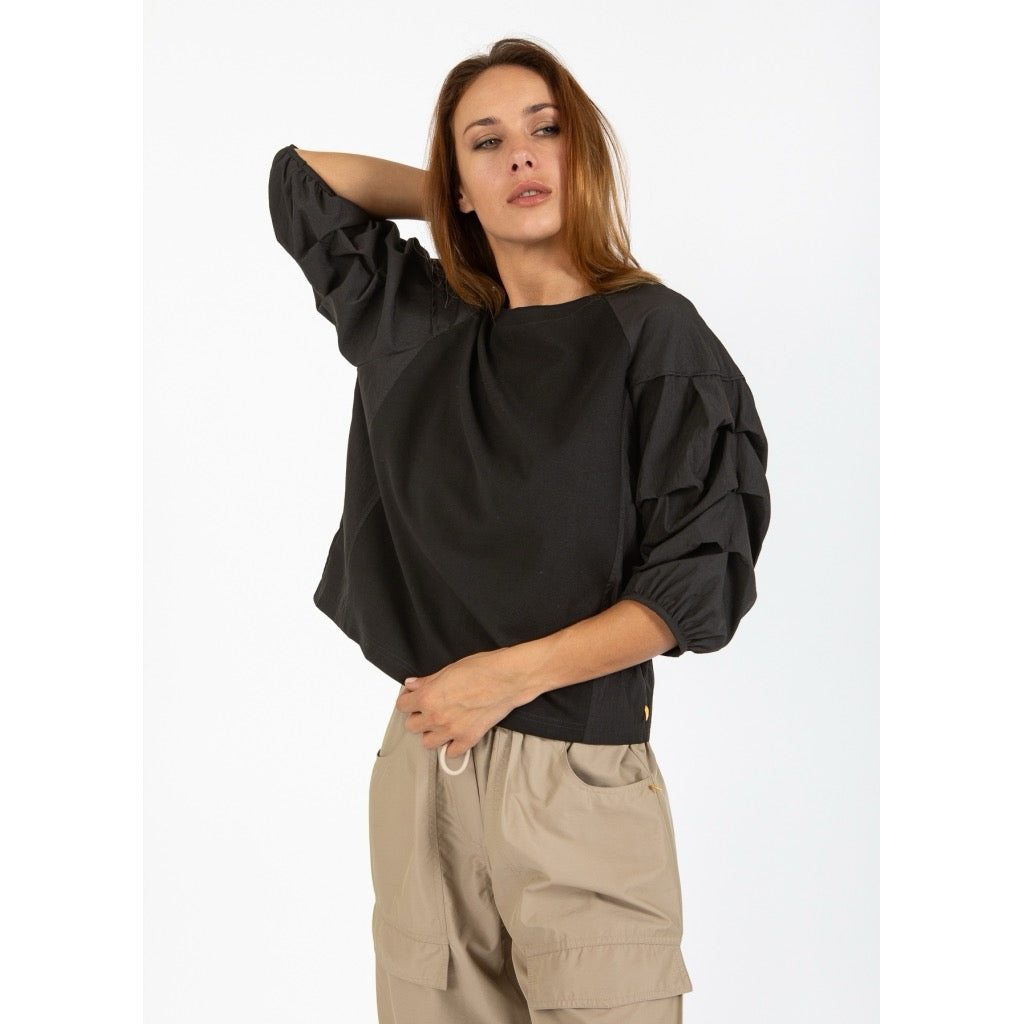 BLOUSE MIX WITH PUFFY SLEEVES