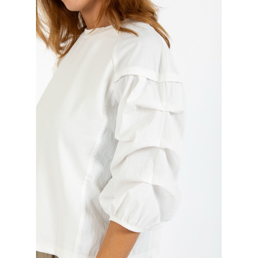 BLOUSE MIX WITH PUFFY SLEEVES