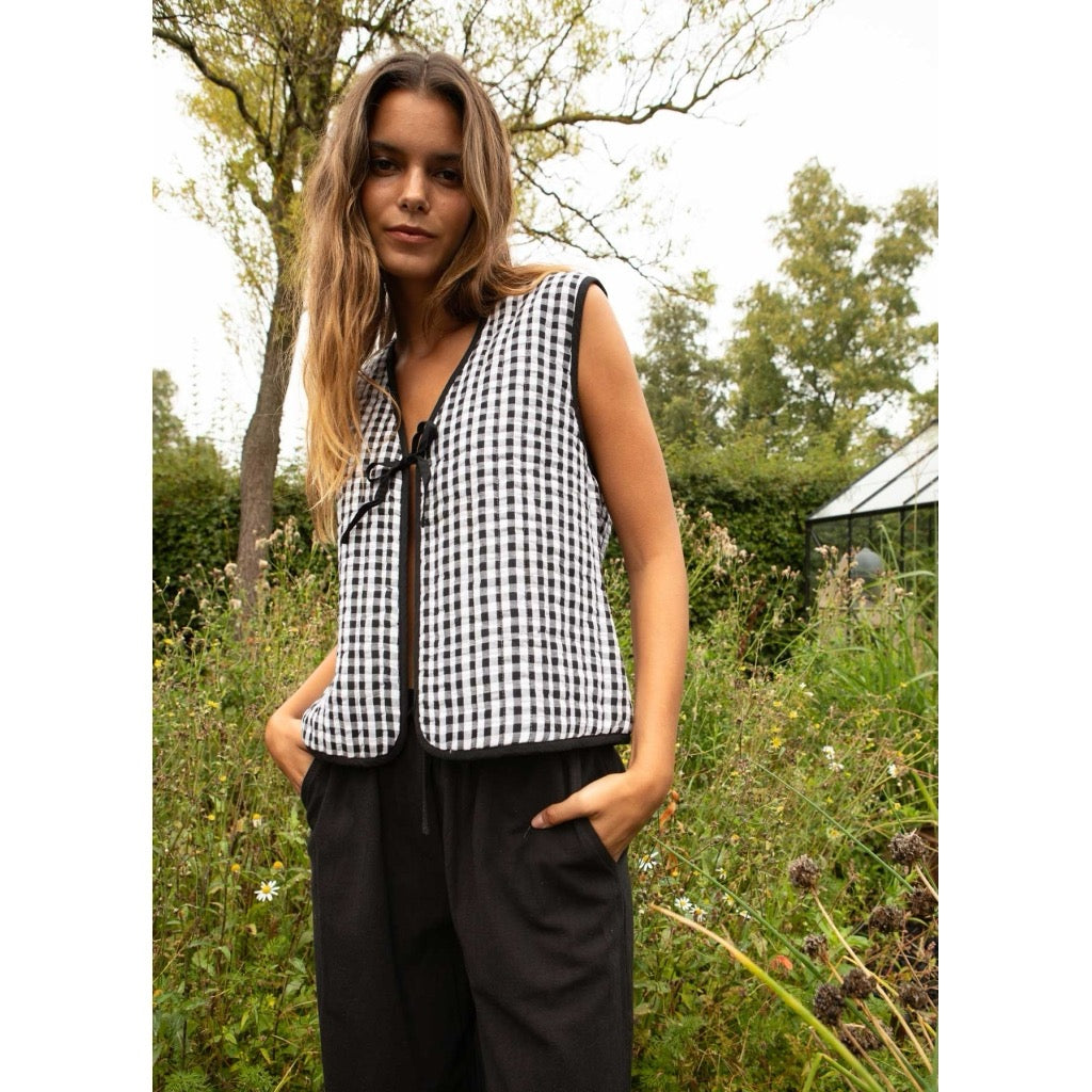 ALENA QUILTED VEST