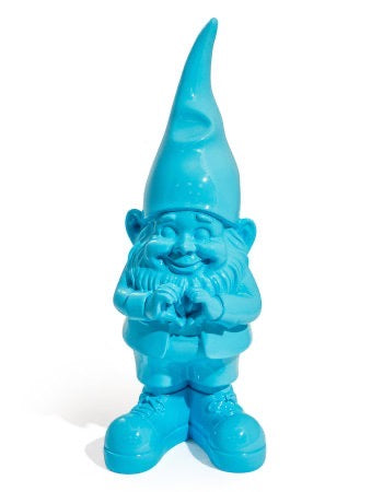MEDIUM HEART HANDS GNOME FIGURE