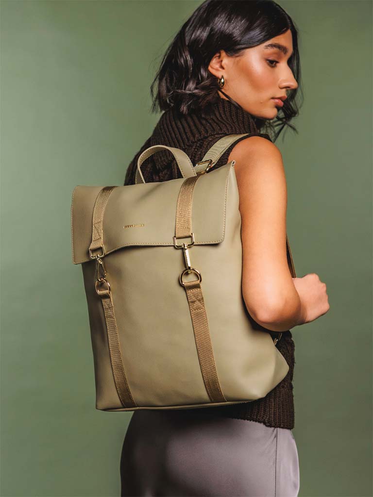 DOUBLE CLIP BACKPACK