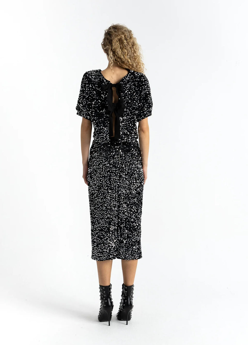 SEQUINNED JACKET WITH RIBBONS