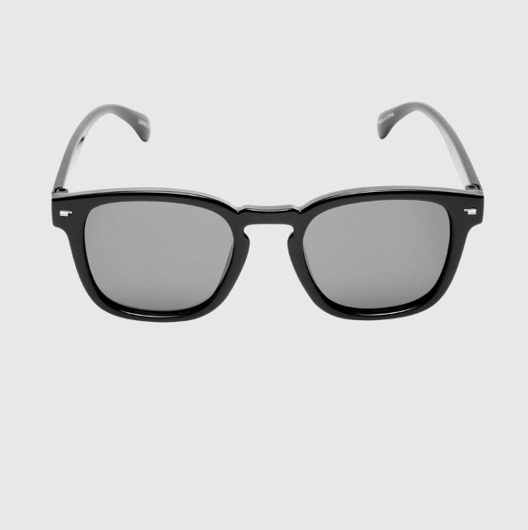 Classic Sunglasses - Black s2404