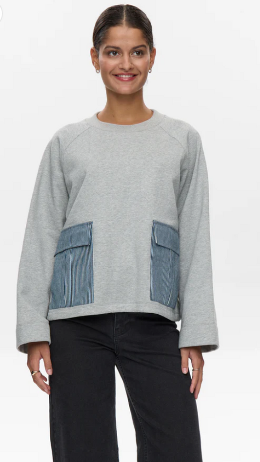 NUZHELLY SWEATSHIRT