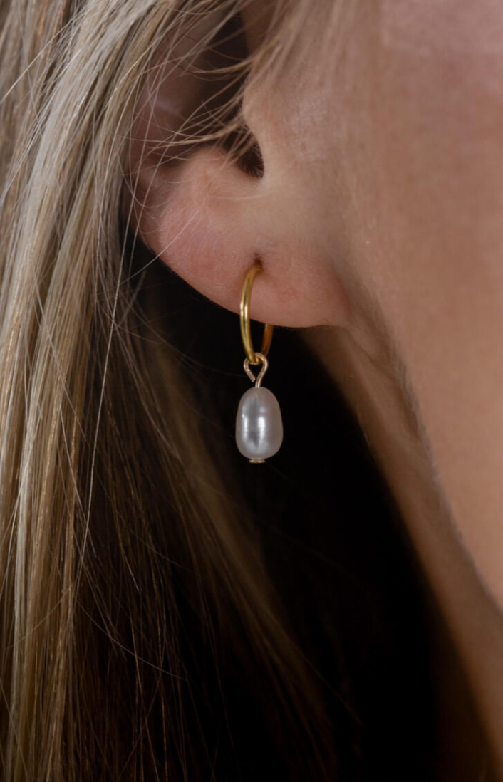 Pearl Drop Earrings