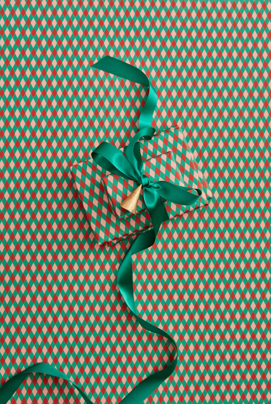 Diamond Christmas Gift Wrap