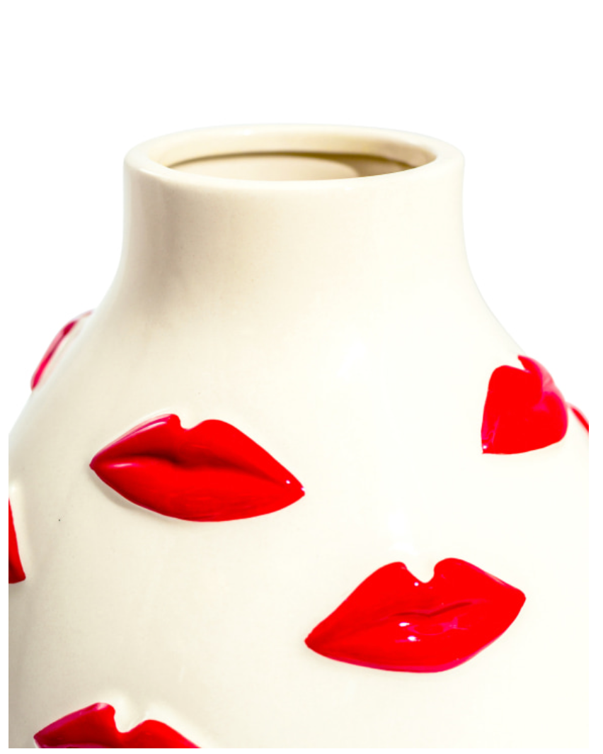 RED LIPS CERAMIC VASE