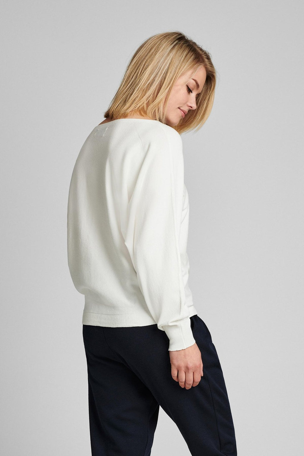 Nudaya Pullover - Cloud Dancer