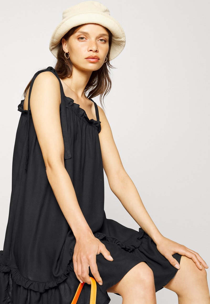 PCVIOLET STRAP DRESS - Black