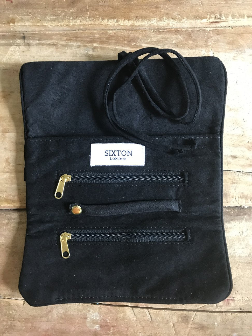 Crushed velvet jewellery wrap