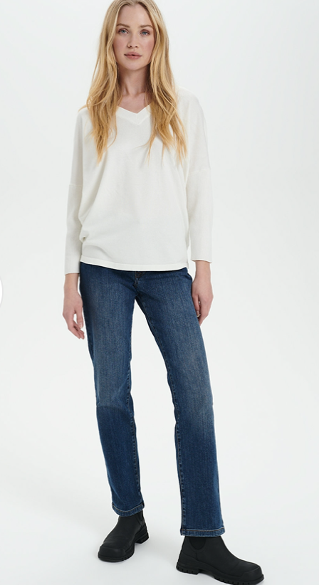 KilaSZ V-neck Pullover - White